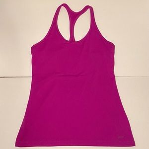 Nike Dri Fit Tank Top Slim Fit
